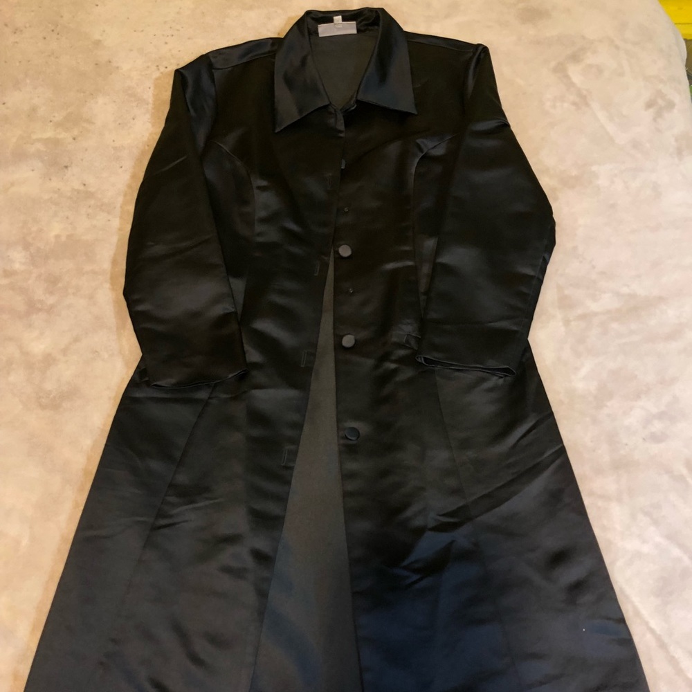 Black women’s silk trench coat